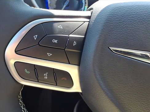 New 2026 Chrysler Voyager LX image 20