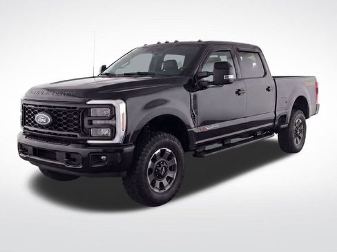 Used 2023 Ford F250 Lariat w/ Tremor Off-Road Package AWD/4WD image 2