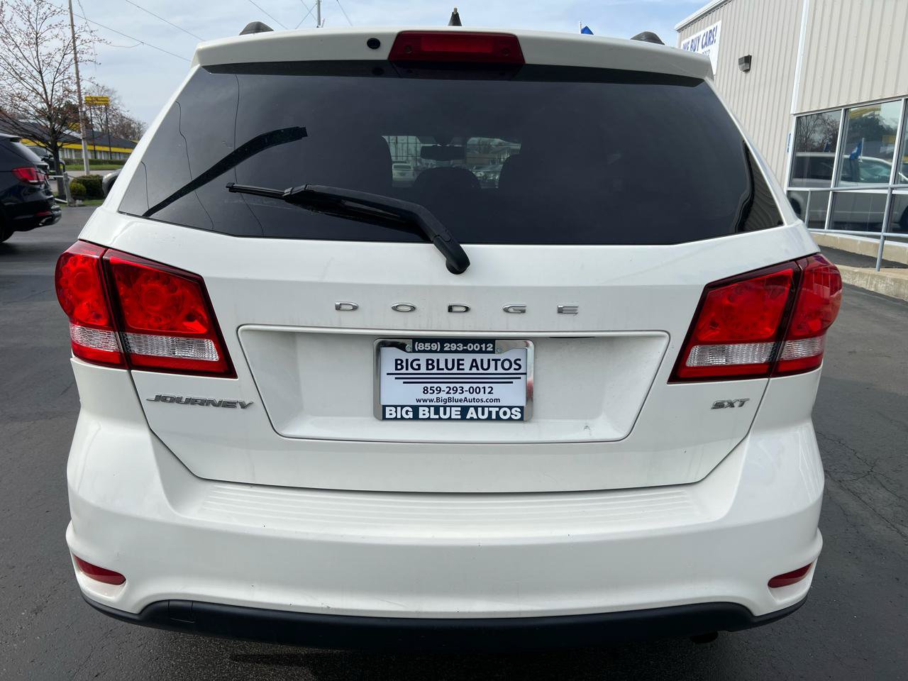 Used 2017 Dodge Journey SXT w/ Premium Group FWD image 4
