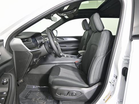 New 2026 Jeep Grand Cherokee Laredo X image 20