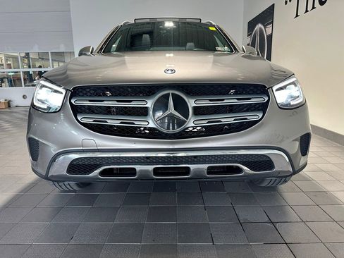 Used 2020 Mercedes-Benz GLC 300 4MATIC image 2