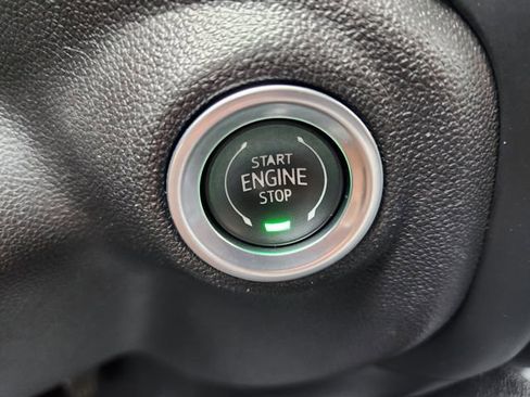 Used 2021 GMC Sierra 1500 SLT AWD/4WD image 8