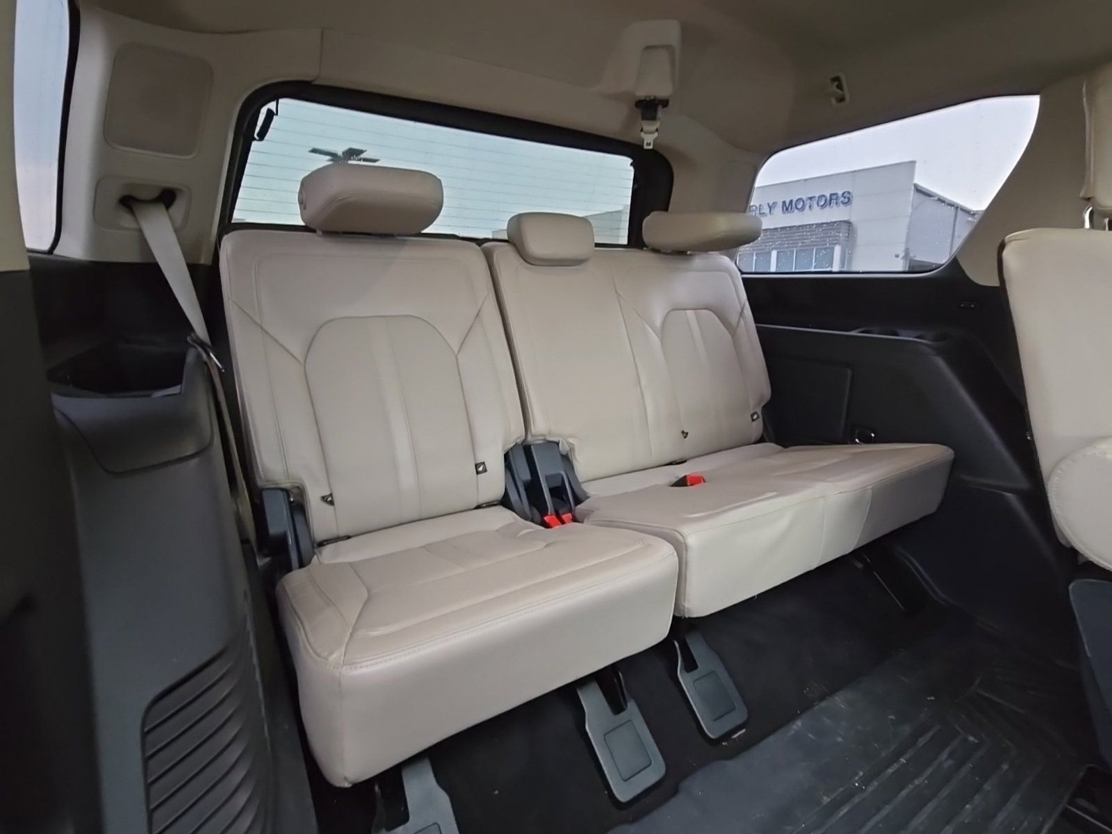 Used 2023 Ford Expedition Limited AWD/4WD image 49