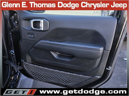 Certified 2022 Jeep Wrangler Unlimited Sahara image 36