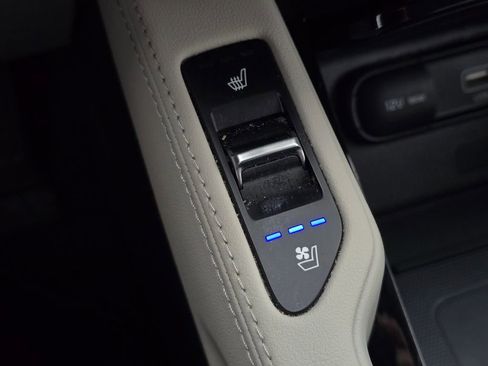 Certified 2022 Kia Telluride EX w/ Towing Package image 21