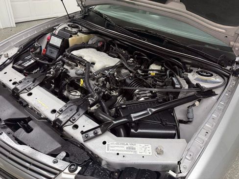 Used 2003 Chevrolet Impala Sedan w/ Preferred Equipment Group FWD image 44