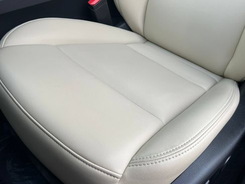 Used 2021 Cadillac CT5 Luxury w/ Sun And Sound Package AWD/4WD image 13