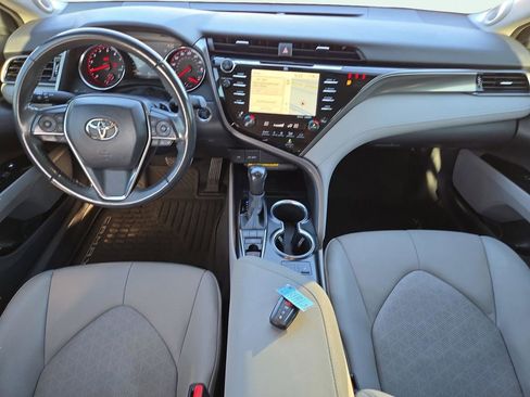 Used 2020 Toyota Camry XSE image 22