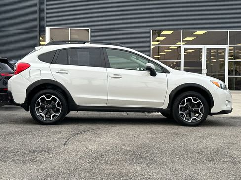 Used 2015 Subaru Crosstrek 2.0i Limited image 3