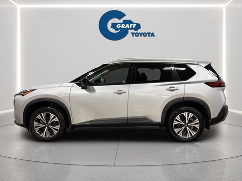 Used 2021 Nissan Rogue SV w/ Premium Package AWD/4WD image 11