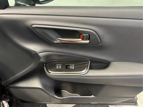 Used 2024 Toyota Crown XLE image 12