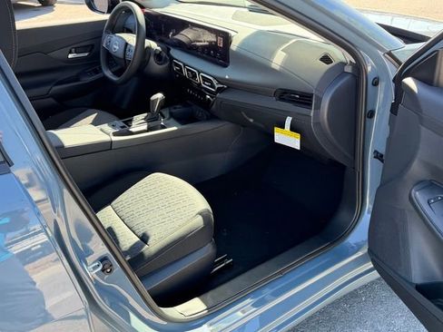 New 2026 Nissan Sentra SV FWD image 25