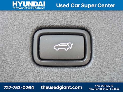 Used 2024 Hyundai Palisade SEL FWD image 13