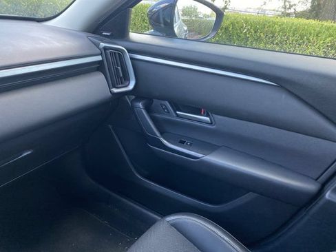 Used 2024 MAZDA CX-50 AWD 2.5 S w/ Premium Package image 23