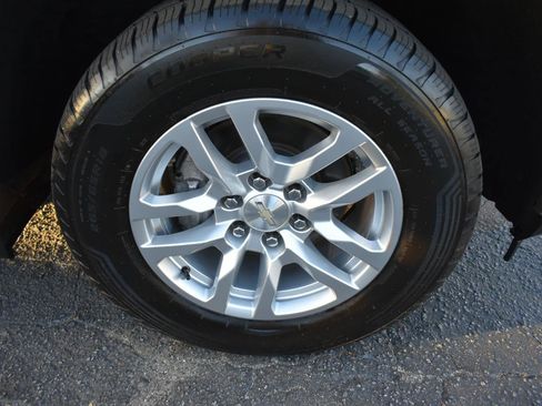 Used 2019 Chevrolet Silverado 1500 LT w/ All-Star Edition AWD/4WD image 39