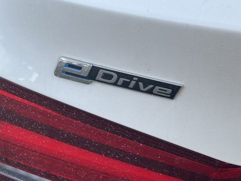 Used 2016 BMW X5 xDrive40e image 5