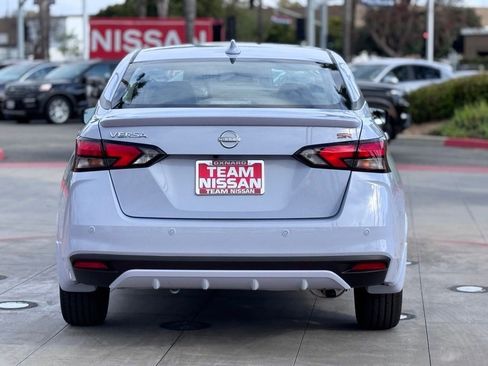 New 2025 Nissan Versa SR w/ Trunk Package image 6