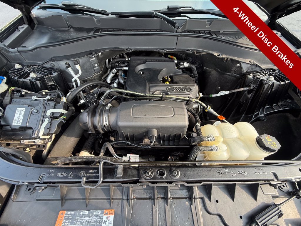 Used 2020 Ford Explorer XLT AWD/4WD image 46