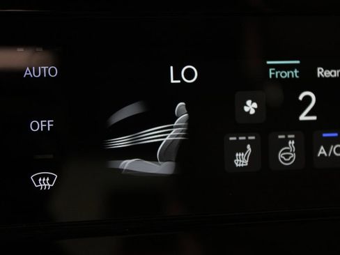 Used 2025 Genesis G80 2.5T image 22