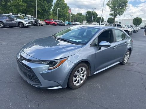 Used 2024 Toyota Corolla LE FWD image 9
