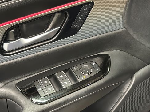 Used 2025 Nissan Murano SL AWD/4WD image 22
