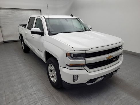 Used 2018 Chevrolet Silverado 1500 LT w/ All Star Edition AWD/4WD image 13