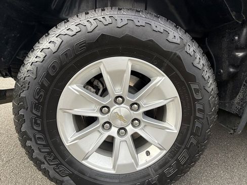 Used 2023 Chevrolet Silverado 1500 LT image 23