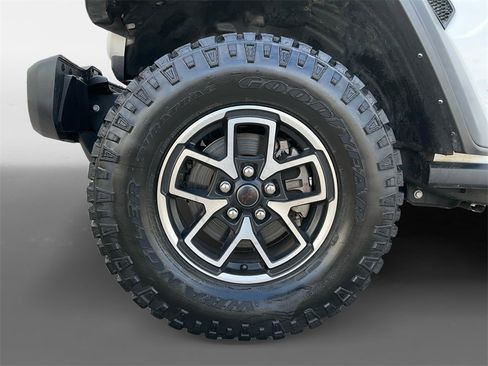 Used 2024 Jeep Wrangler Unlimited Rubicon image 15