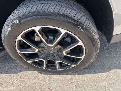 Used 2026 Chevrolet Tahoe RST w/ Comfort Package image 21