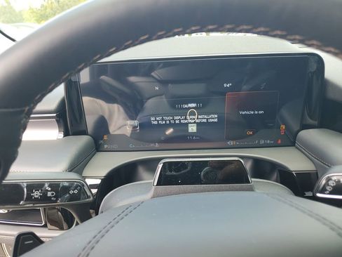 New 2026 Lincoln Aviator 2WD w/ Jet Appearance Package image 27