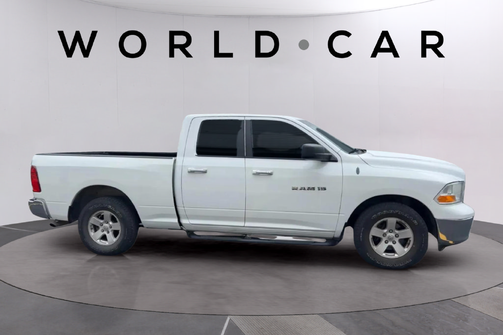 Used 2012 RAM 1500 Classic SLT RWD image 2