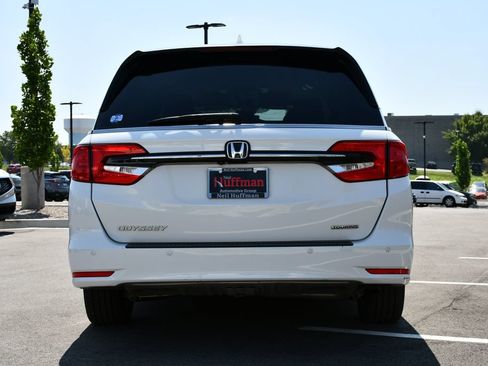 Used 2021 Honda Odyssey Touring image 8