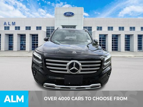 Used 2025 Mercedes-Benz GLB 250 image 2