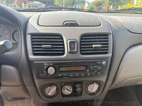 Used 2003 Nissan Sentra GXE FWD image 16