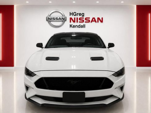 Used 2019 Ford Mustang GT w/ Black Accent Package RWD image 5