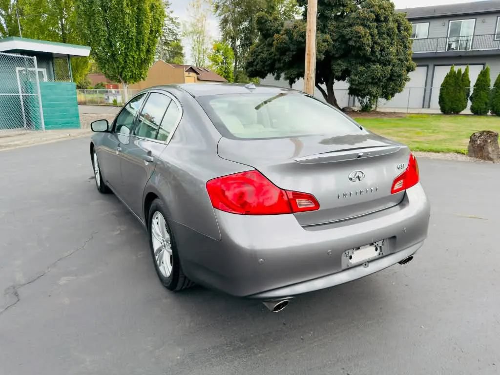 Used 2013 INFINITI G37 Journey w/ Premium Pkg RWD image 3