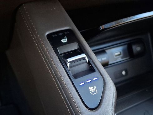 Used 2022 Kia Telluride SX image 28