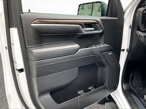 Used 2024 GMC Sierra 1500 Elevation w/ Elevation Premium Package image 20