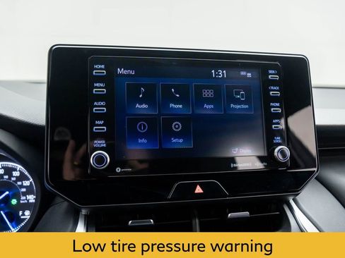 Used 2021 Toyota Venza XLE image 28