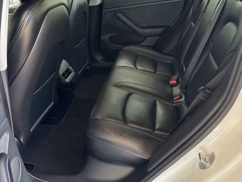 Used 2023 Tesla Model 3 Standard Range RWD image 7