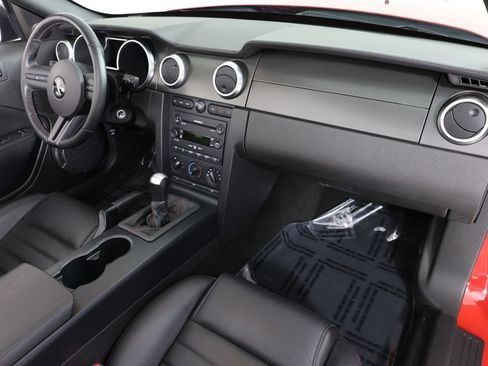 Used 2007 Ford Mustang Shelby GT500 RWD image 25