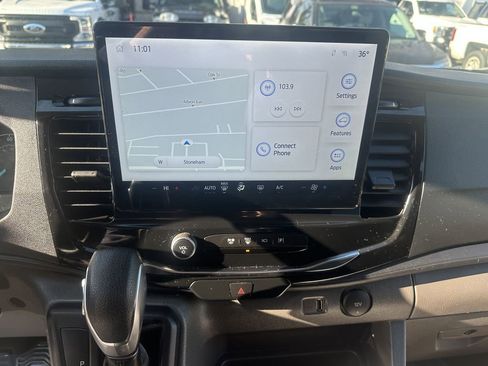 Used 2023 Ford Transit 350 XLT image 15