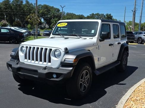 Used 2019 Jeep Wrangler Unlimited Sport S AWD/4WD image 2