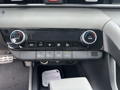 New 2026 Hyundai Elantra Sport w/ Cargo Package FWD image 24