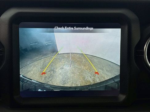 Used 2021 Jeep Wrangler Unlimited Sahara w/ Cold Weather Group AWD/4WD image 16
