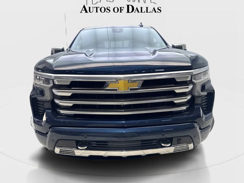 Used 2023 Chevrolet Silverado 1500 High Country w/ Technology Package AWD/4WD image 3