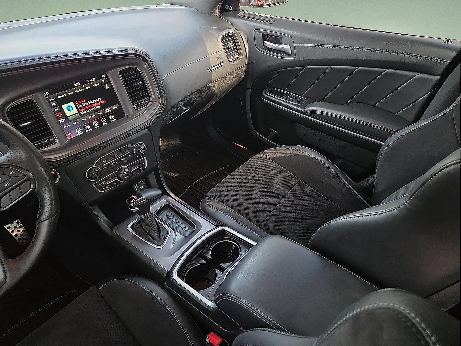 Used 2023 Dodge Charger R/T w/ Plus Group RWD image 12