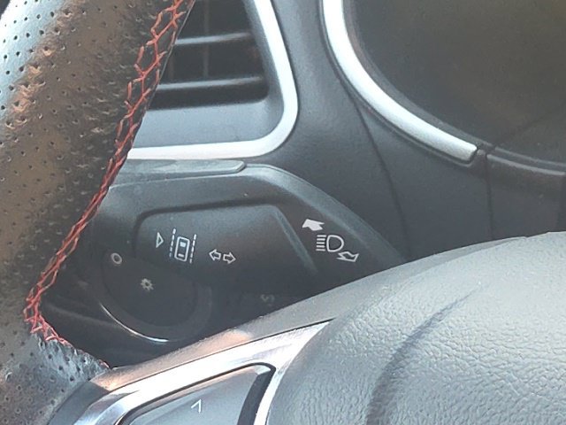 Used 2021 Ford Edge ST-Line FWD image 40