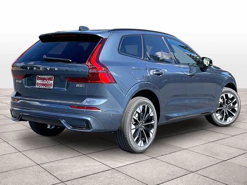 New 2026 Volvo XC60 B5 Plus w/ Protection Package Premier AWD/4WD image 4