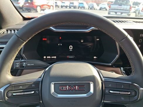 New 2025 GMC Canyon AT4 w/ Nightfall Edition AWD/4WD image 15